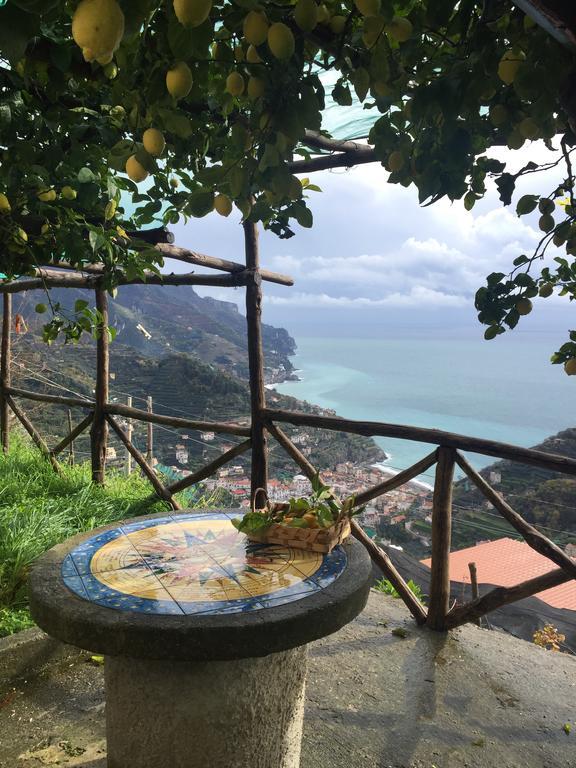 La Casa Del Nonno Raffaele- Country House Равело Екстериор снимка